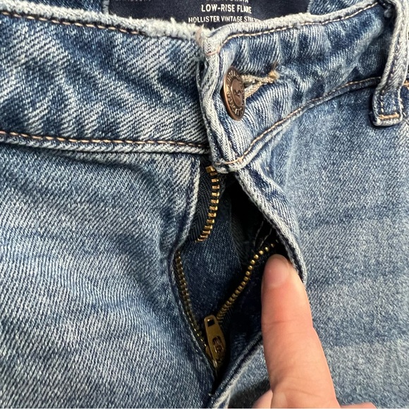 Hollister Low-Rise Flare Vintage Stretch Women's Light Blue Jeans B - Picture 3 of 11